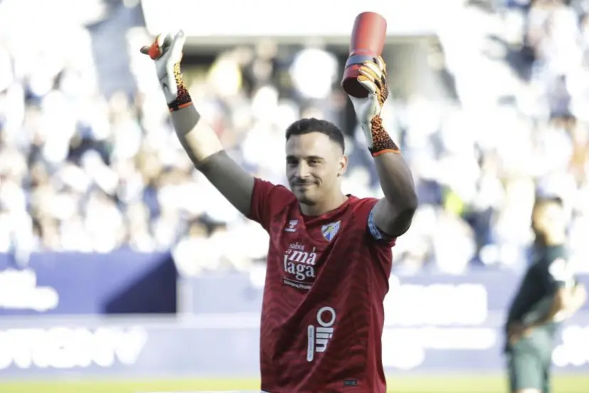 Alfonso Herrero, del Málaga, mejor portero de la 24-25