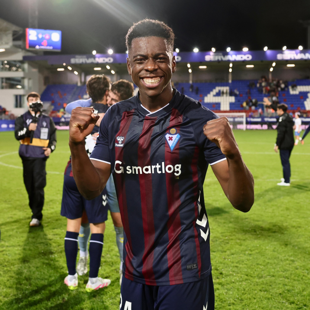 Buta celebra la victoria del Eibar