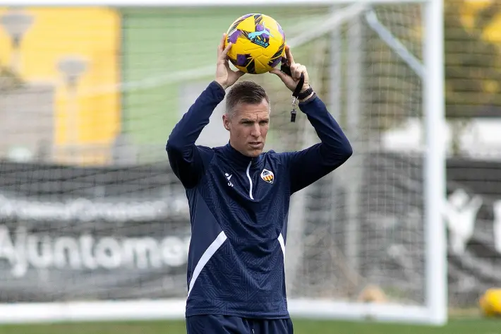 Johan Plat fue expulsado en el CD Castellón