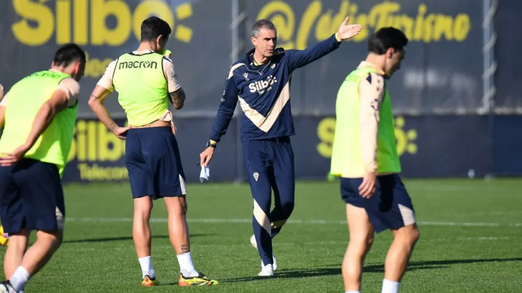 Cádiz y Granada, un derbi andaluz distinto 6 2025011308185896879