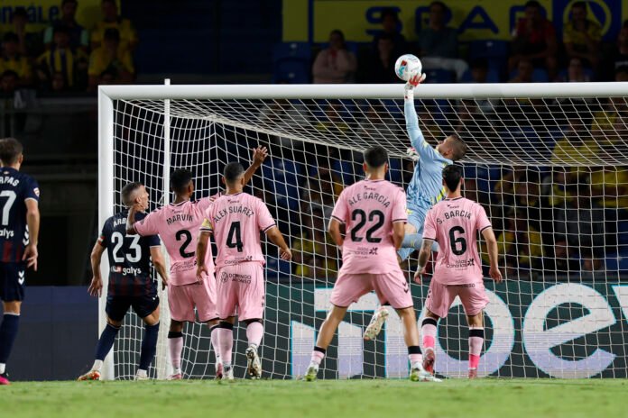 37587d3f-cbc0-4048-b2eb-9b96ae3941da-869