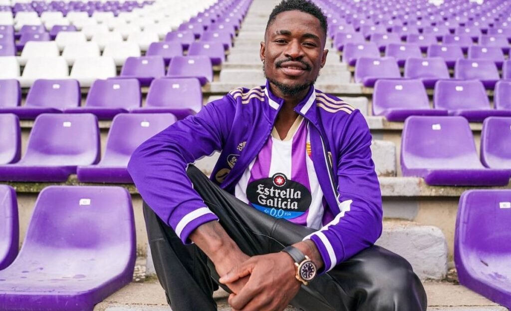 Hongla, el peso de las expectativas incumplidas en el Granada 6 Imagen de WhatsApp 2025 10 30 a las 19.07.25 8a1de14a