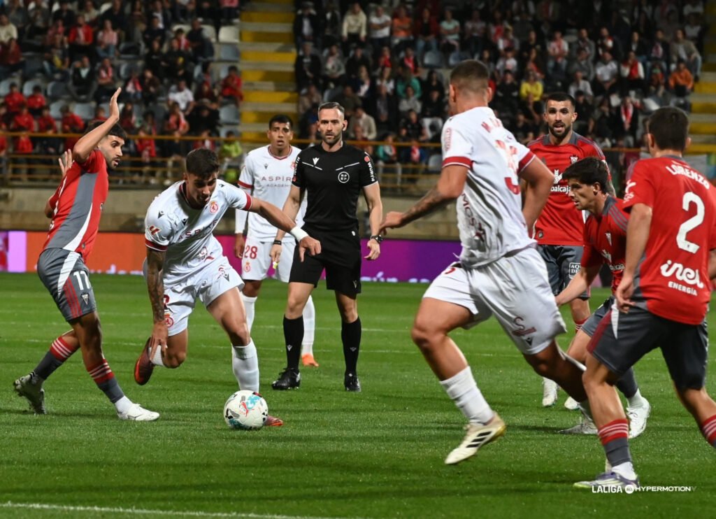 Jugadores de la Cultu y Albacete en la primera parte