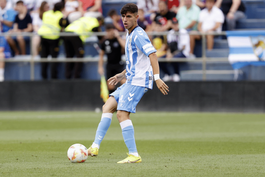 El Málaga recupera ya a Izan Merino