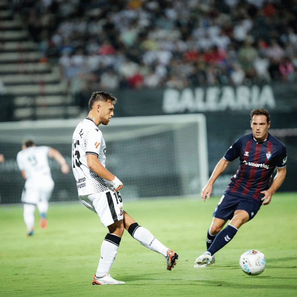 El Ceuta se confirma contra el Eibar 1 El Ceuta fue muy seguro en fase defensiva
