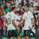 Los jugadores del Racing de Santander celebran un gol marcado en su encuentro ante el RC Deportivo en El Sardinero