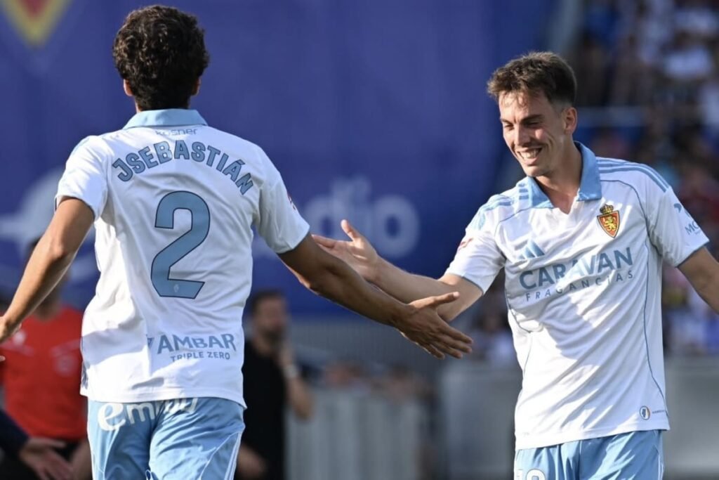 El Real Zaragoza sufre en ataque 1 Juan Sebastián y Paulino en el Real Zaragoza