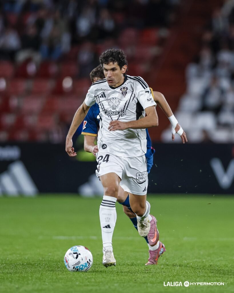 Vallejo es uno de los pilares defensivos del Albacete