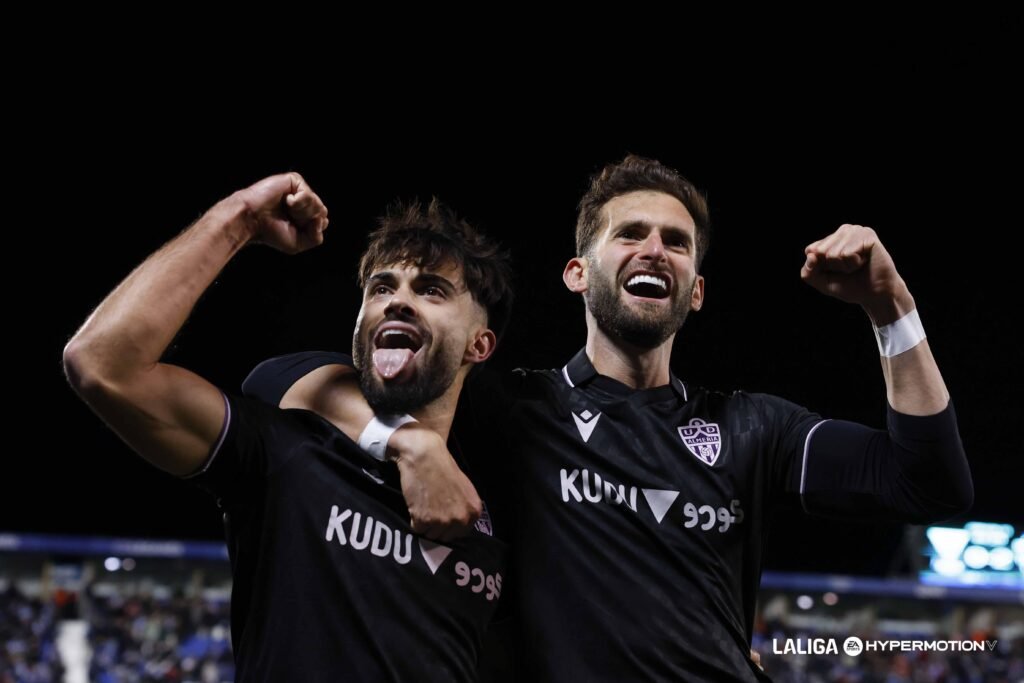 El Almería sigue enganchado tras su paso por Leganés 1 El Almería celebra su tercer gol ante el Leganés