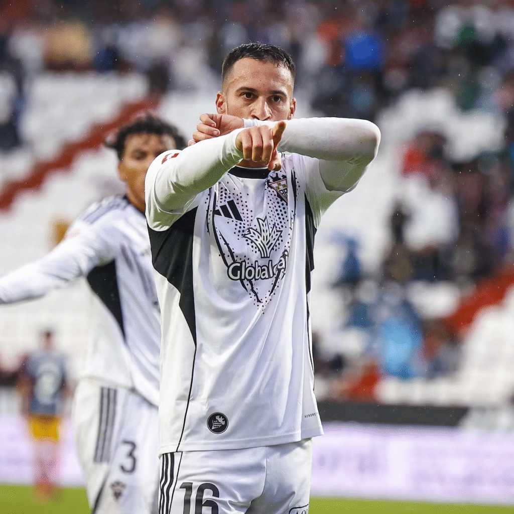 José Lazo celebrando su gol frente al Andorra