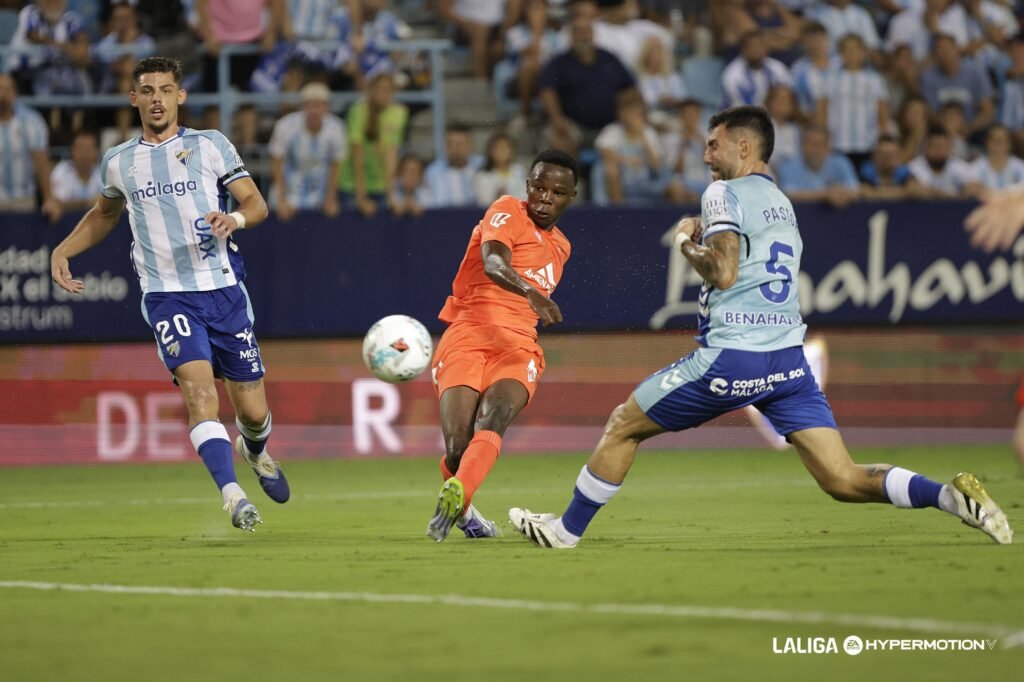 El Málaga confía y apuesta por Pastor