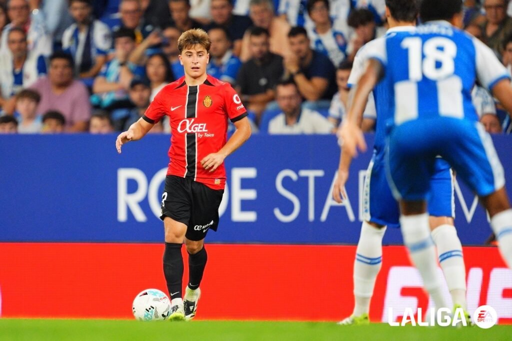 El Racing denuncia al FC Barcelona en LaLiga 1 Pablo Torre, ahora en el Mallorca, aún tiene huella en el Racing