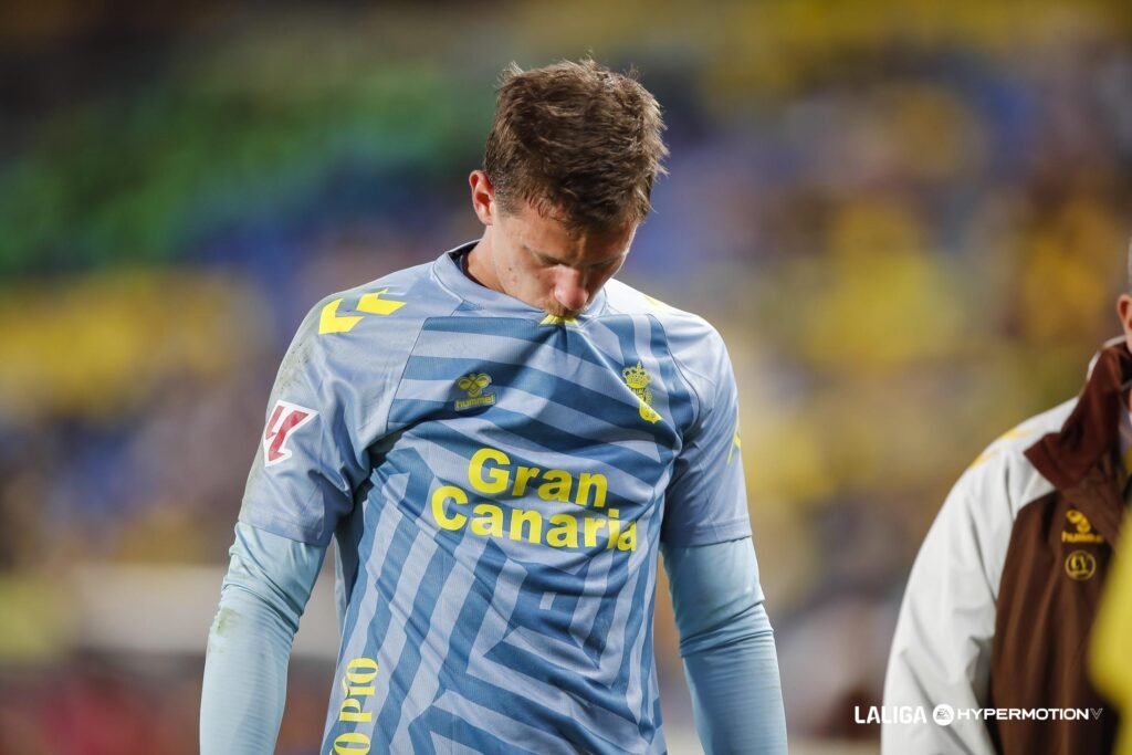 El Mirandés no aprovechó la inferioridad de Las Palmas