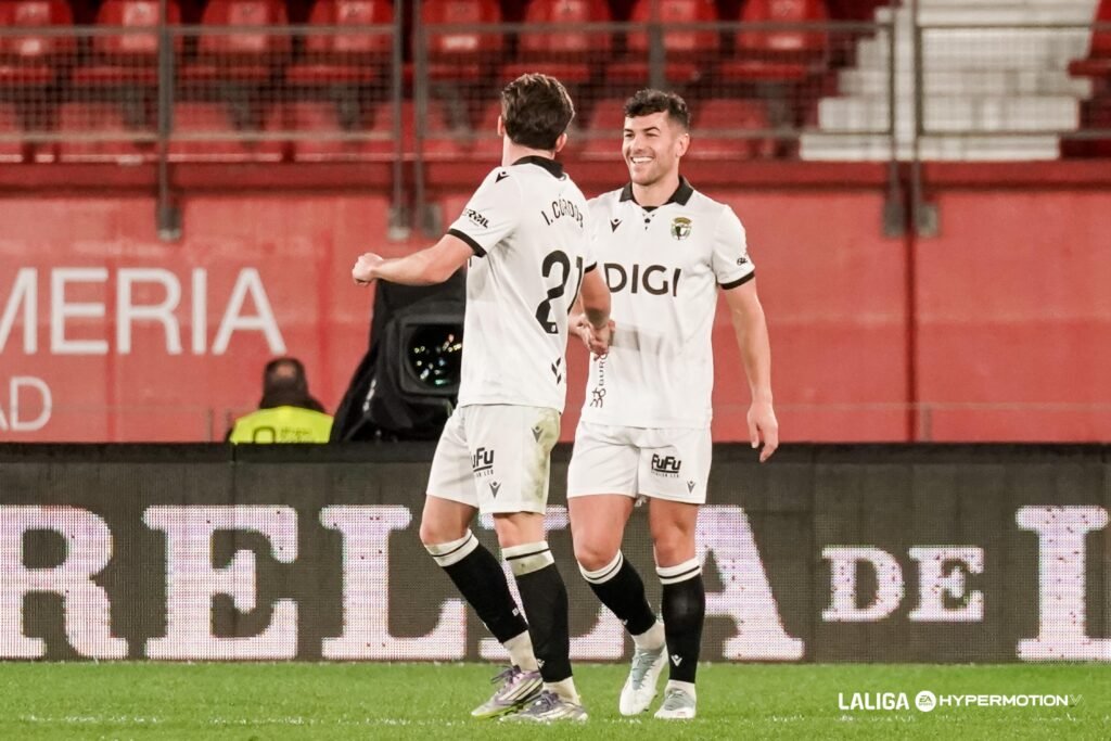 El Burgos deja al Almería sin ascenso directo 1 Curro volvió con el Burgos a Almería