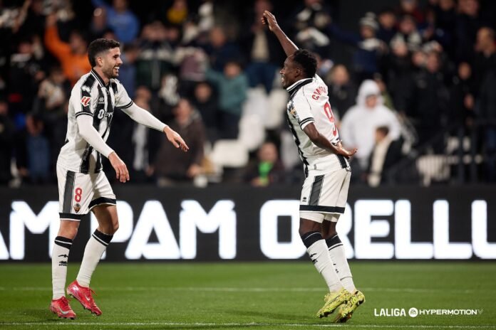 6940791b65090852296425 Camara da la victoria al CD Castellón