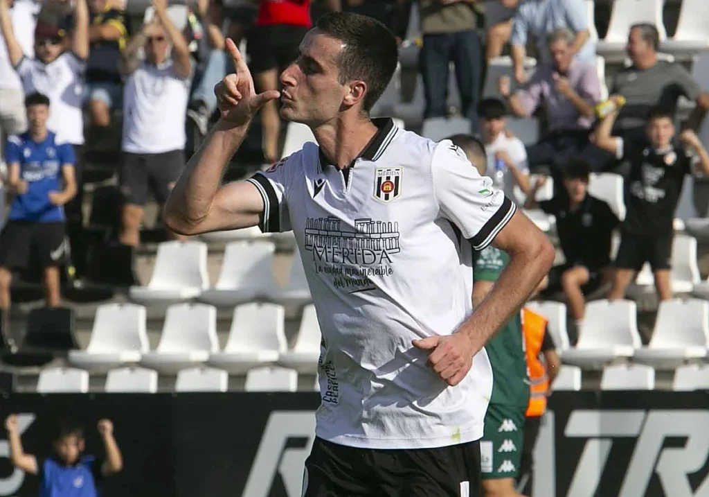 El Córdoba podría fichar a Álvaro García por 200.000 euros