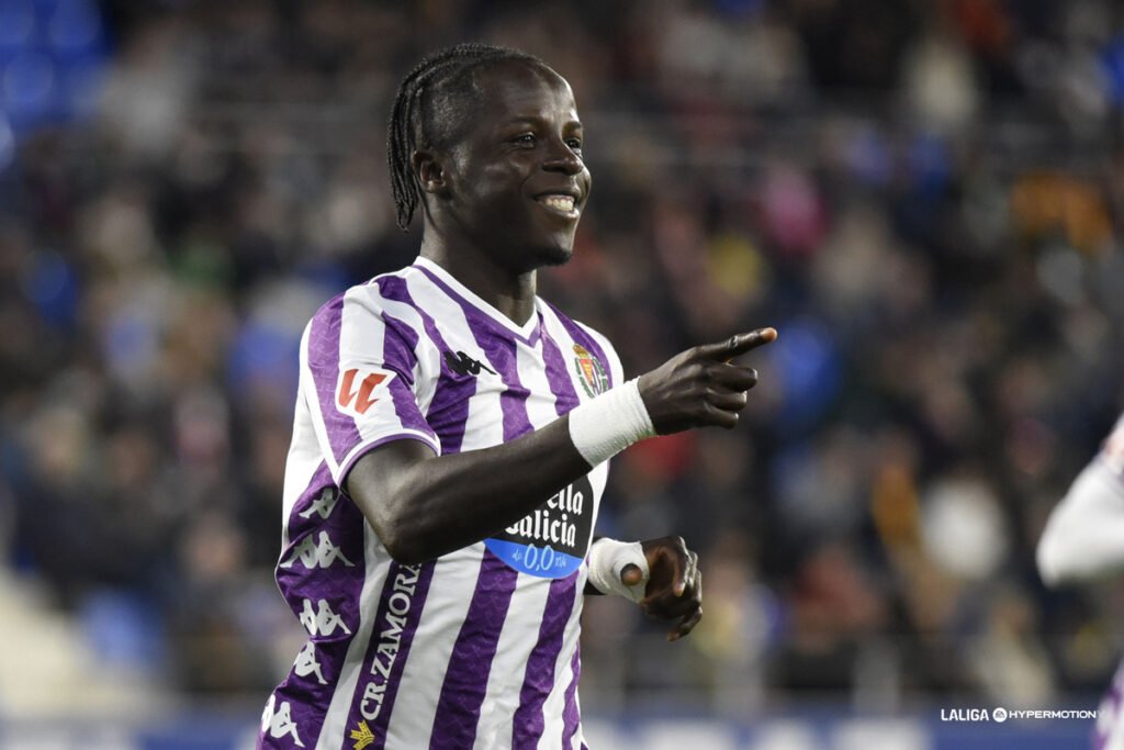 Amath Ndiaye celebrando su gol