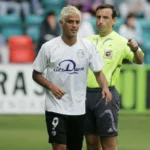 Carlos Vela en un partido con la UD Salamanca