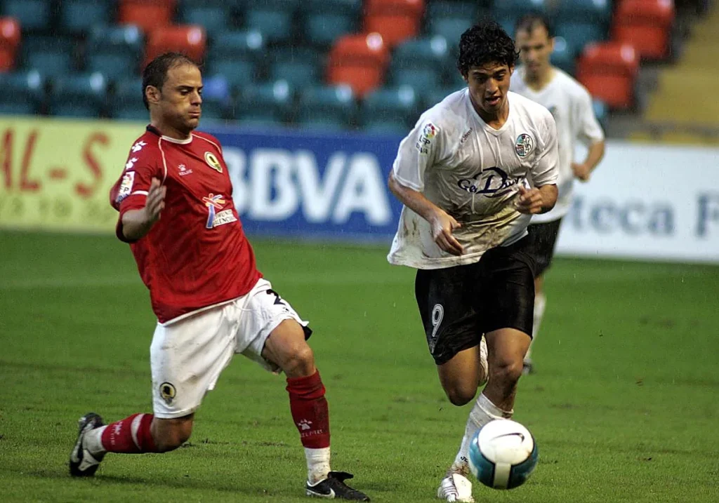 Camino al Mundial I: México y el recuerdo más dulce del extinto Salamanca 1 Carlos Vela en un partido con la UD Salamanca