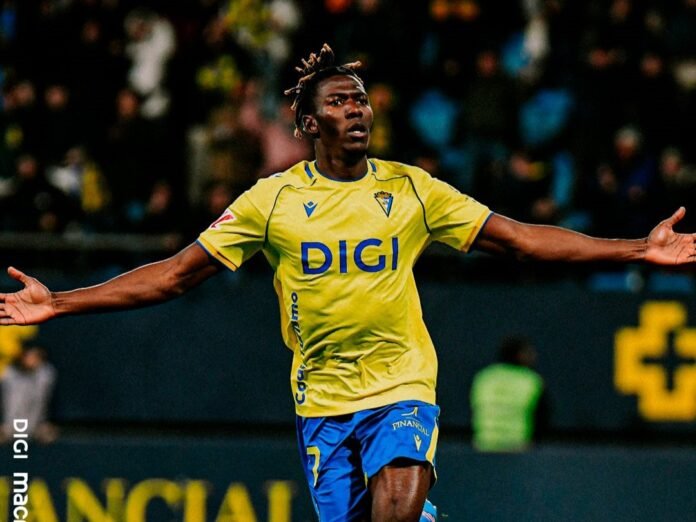 Dawda celebra uno de los goles marcados ante el CD Castellón