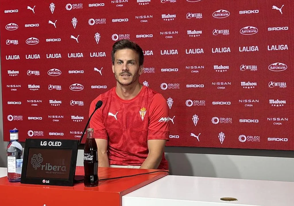 Eric Curbelo a un paso de su renovación 1 Eric Curbelo lucha por renovar con el Sporting