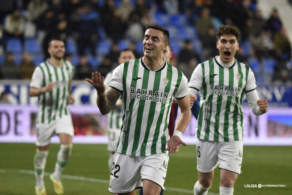 El Córdoba se termina llevando los tres puntos 2 Carlos Isaac, autor del segundo gol del Córdoba