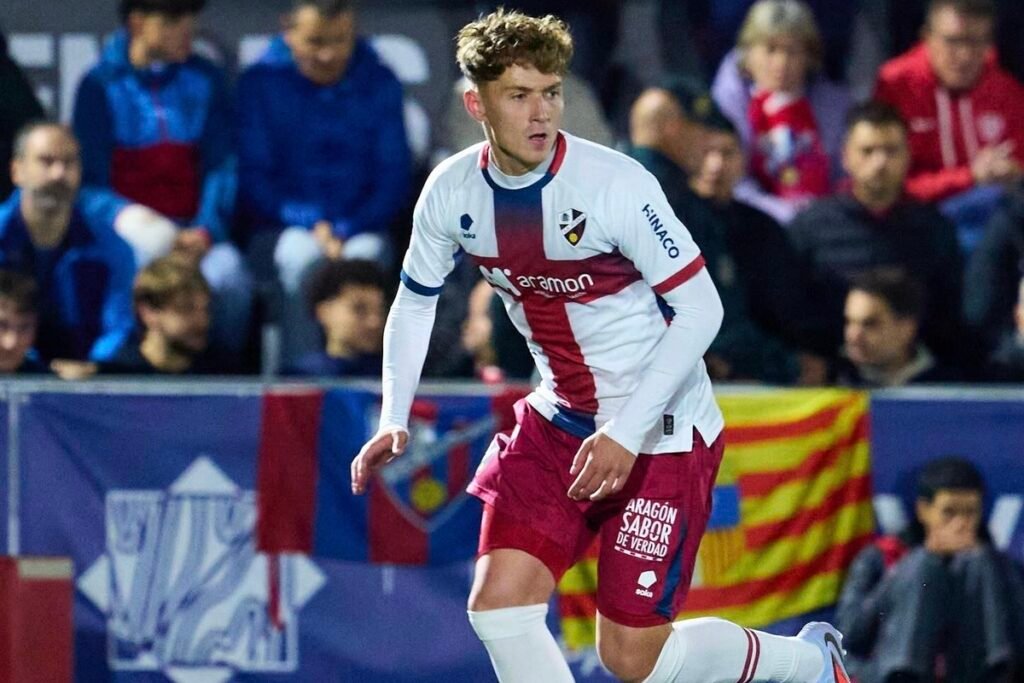 Hugo Pérez en el encuentro entre Utebo y Huesca