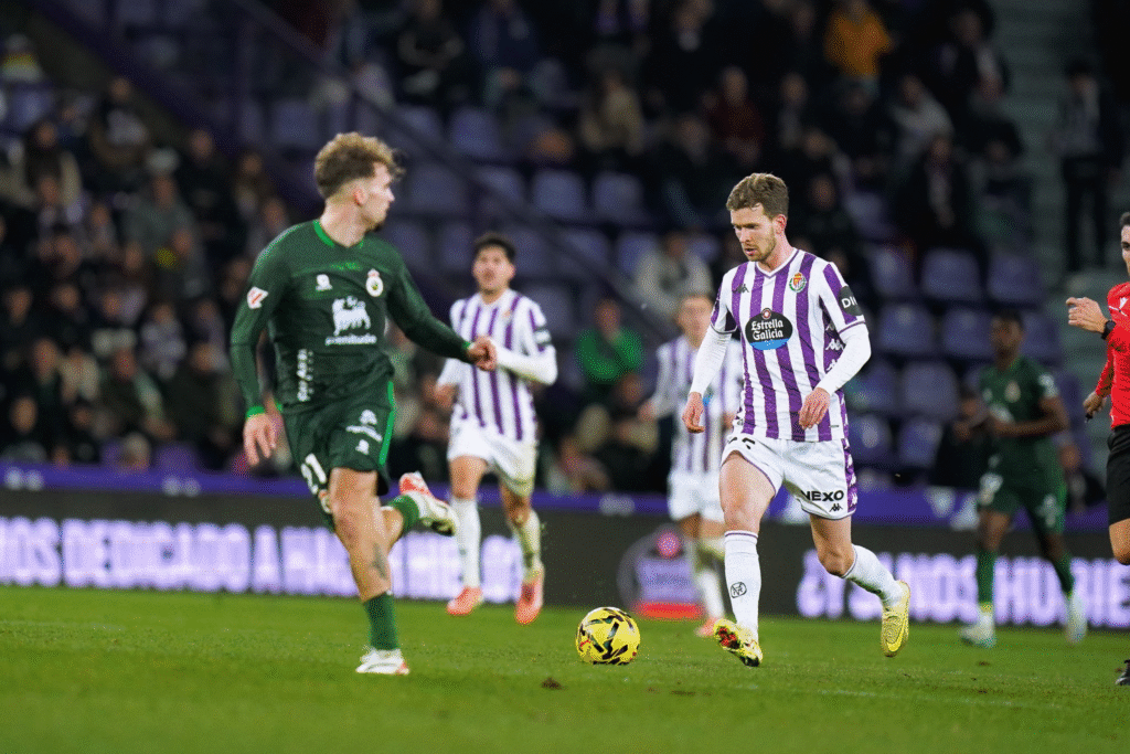 Erlien Vegard en su debut ante el Racing de Santander
