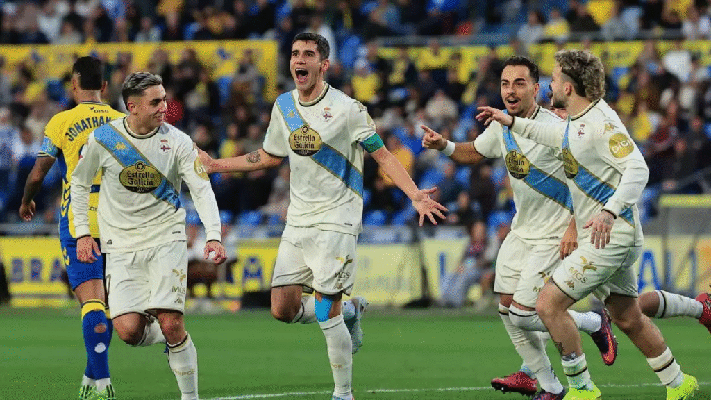 Las Palmas y Dépor se reparten los puntos en la isla 2 El Dépor salva un punto en Gran Canaria ante Las Palmas