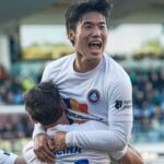 Minsu, de Corea del Sur, celebra un gol marcado con el FC Andorra