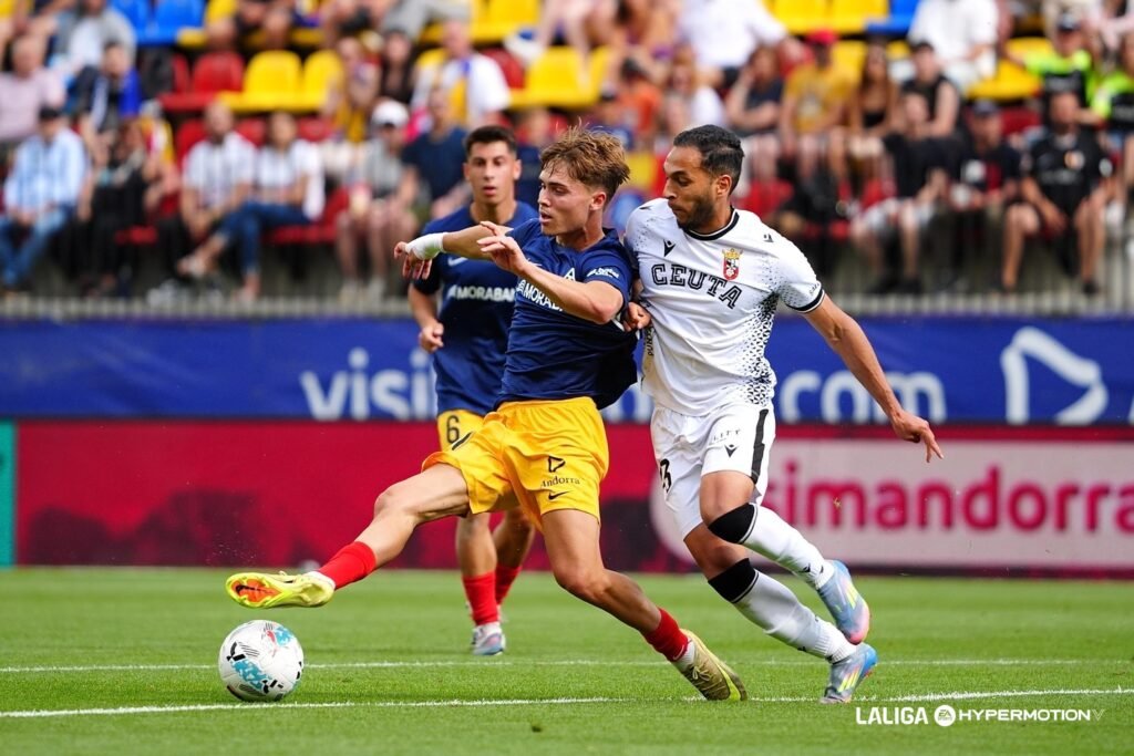 El RCD Mallorca ata al delantero más prometedor de Segunda 1 Cerdà es objetivo del RCD Mallorca