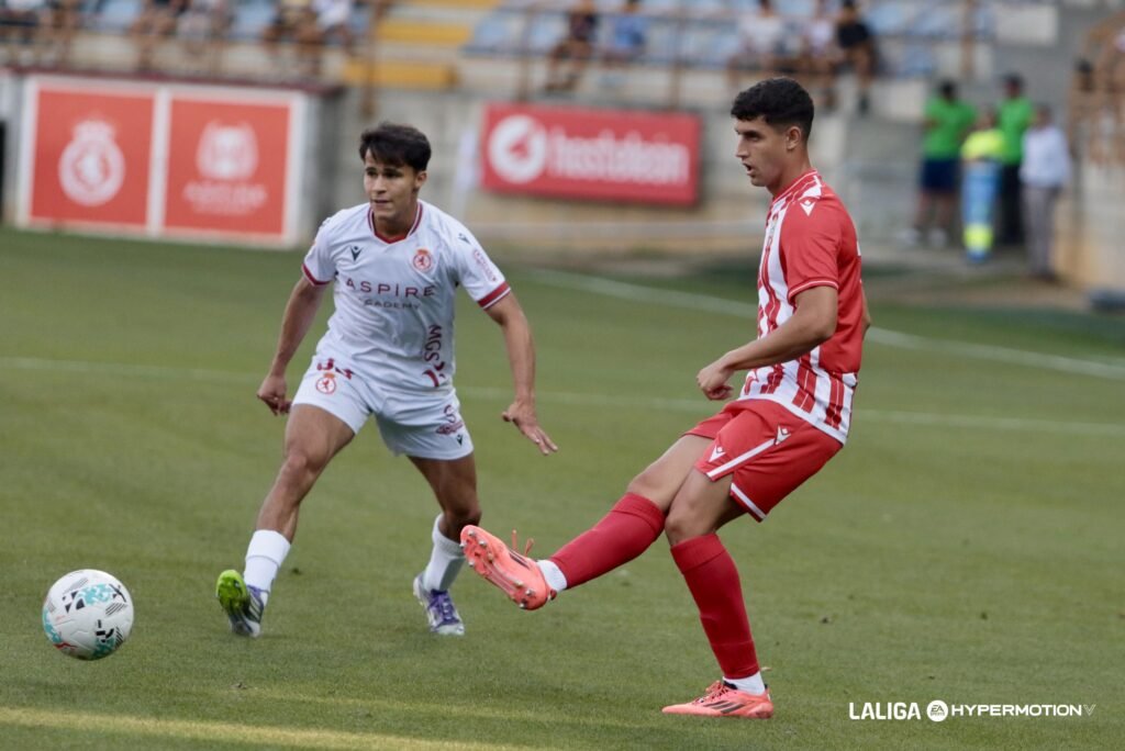 El Cádiz quiere relanzar a un joven valor zurdo