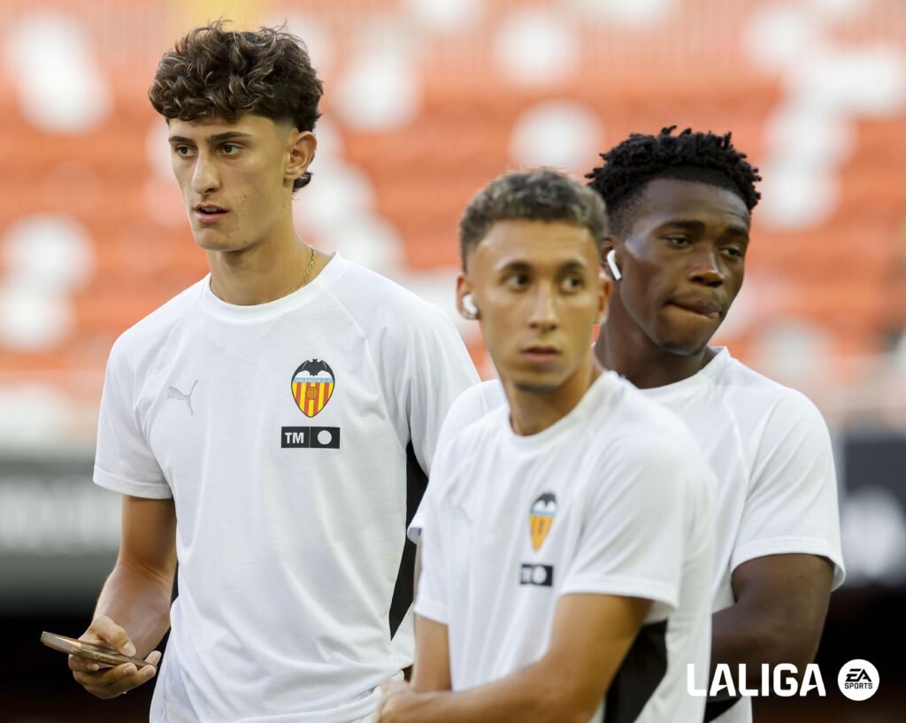 El Sporting, a por el prometedor extremo del Valencia