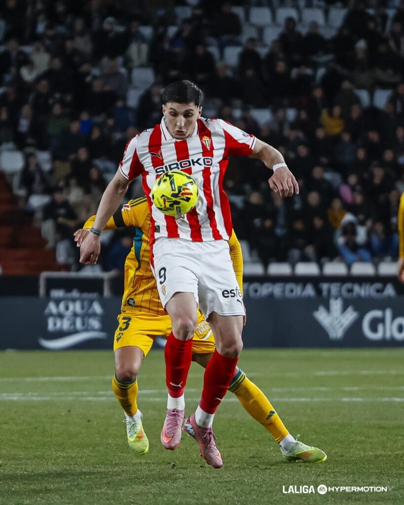 El Sporting desea mantener a su delantero 1 El Sporting quiere retener cedido a su delantero