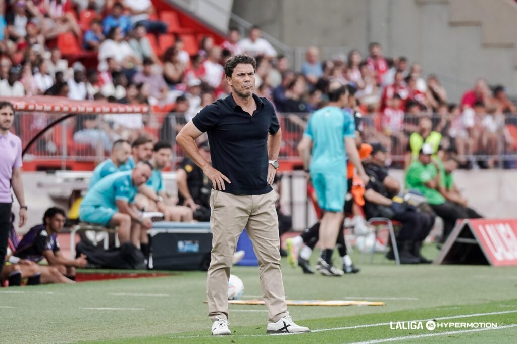 El Almería habría tomado una decisión con su banquillo