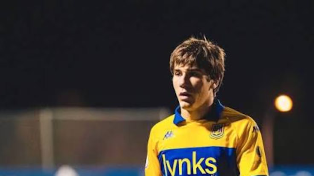 El Real Oviedo acaricia el fichaje de un lateral zurdo prometedor