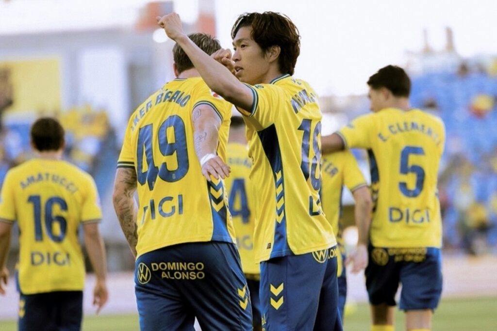 Las Palmas ejecuta la compra de Miyashiro 1 Miyashiro celebrando un gol en Las Palmas