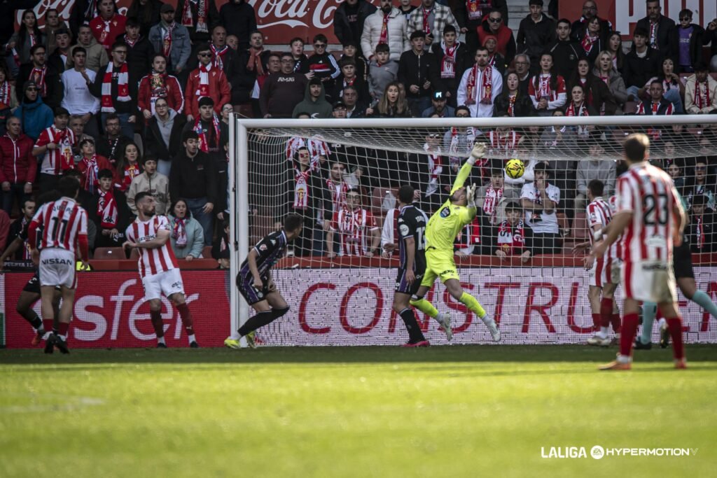 El Albacete toma ventaja por el portero del Betis