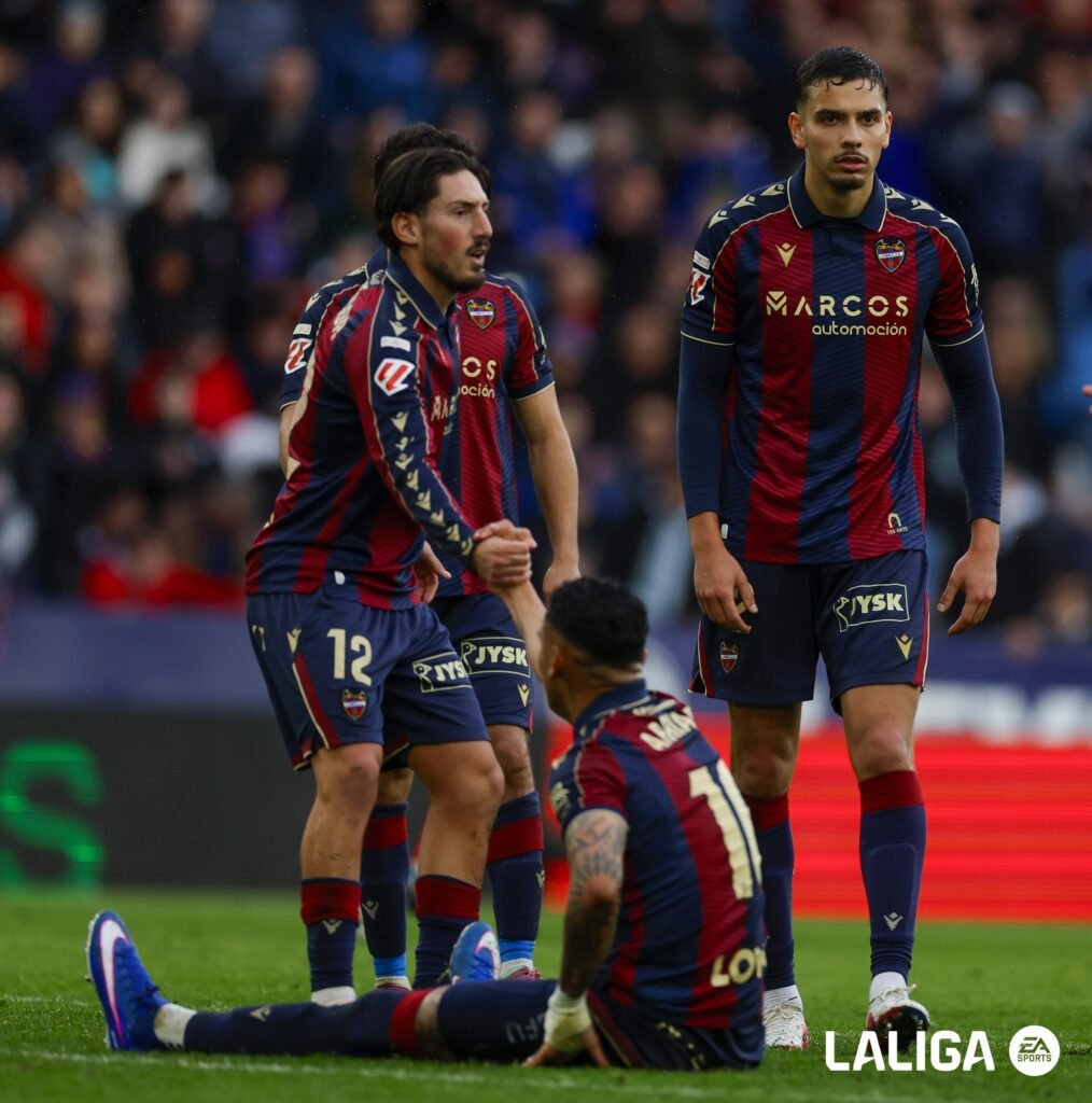 El Oviedo explora una vía potente para la medular 1 El Oviedo busca un medio al que conozca Calero