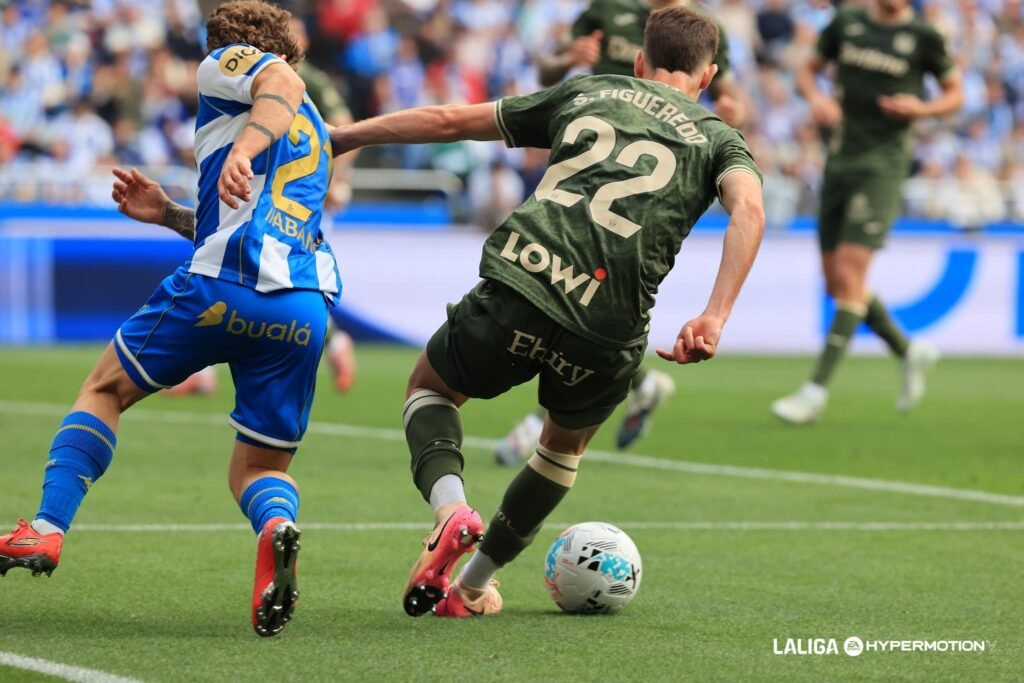 El Leganés abre la puerta de salida a su lateral 1 El Leganés le abre la puerta de salida a su lateral