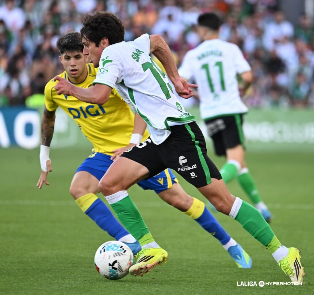 El Cádiz consigue una nueva cesión desde Inglaterra 1 El Cádiz va a alargar la cesión del jugador del Newcastle