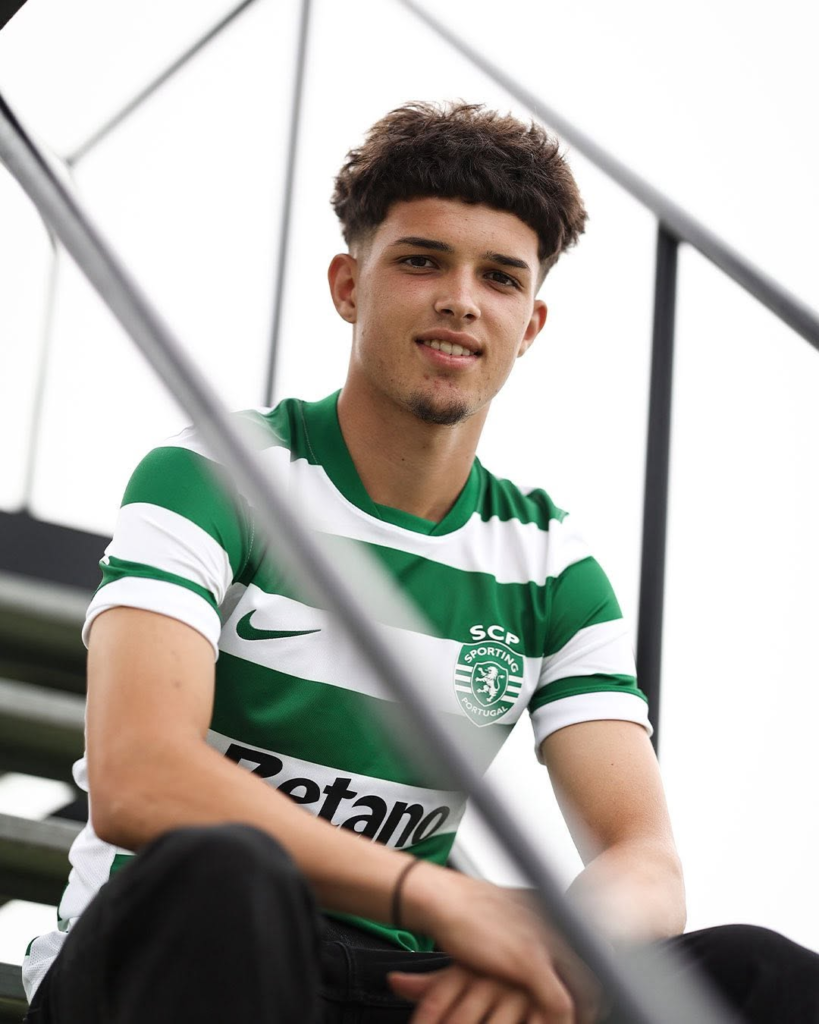 El Almería se fija en la joya del Sporting 1 El Almería estaría interesado en la joya del Sporting CP