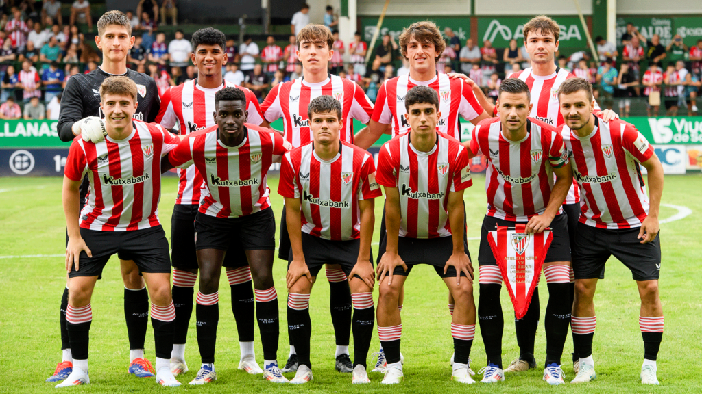 El Sporting cierra un nuevo central y también la demarcación 1 El Sporting puede cerrar el centro de la zaga desde el Athletic