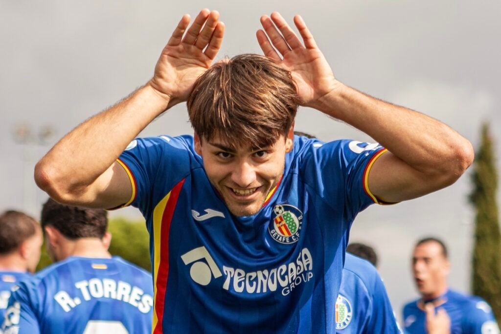 Hugo Solozábal, primer refuerzo del Andorra, celebrando un gol esta temporada con el Getafe B