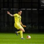 El Andorra toma ventaja ante Ceuta y Cádiz por un prometedor central 3 spatz