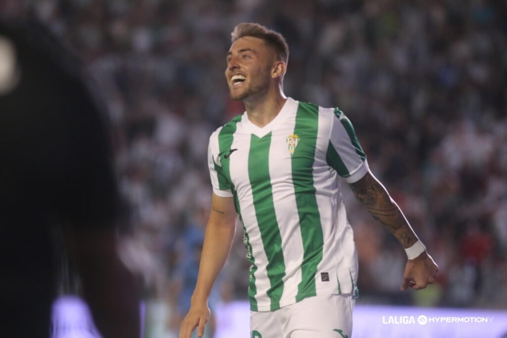 El Sporting tiene competencia por su fichaje en LaLiga 1 El Sporting sigue apretando para firmar a su delantero deseado