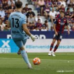 El Sporting mantiene viva la vía del central en el mercado 2 683c85812ff23194484283