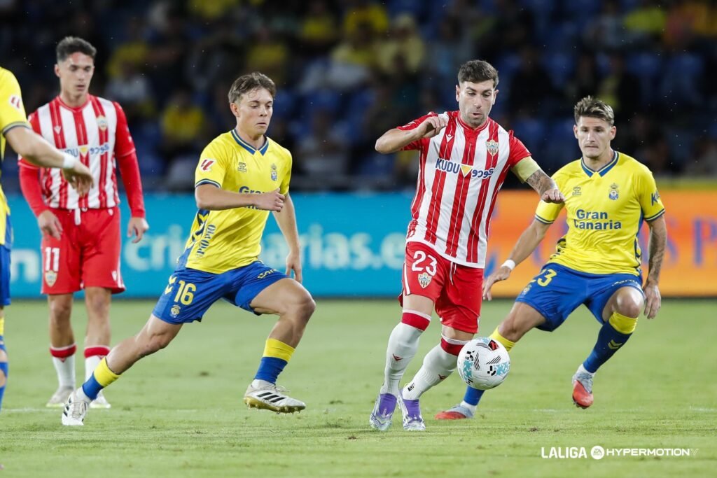 El Córdoba completa cambio de cromos en la izquierda 1 El Córdoba pesca en Las Palmas a su nuevo lateral izquierdo