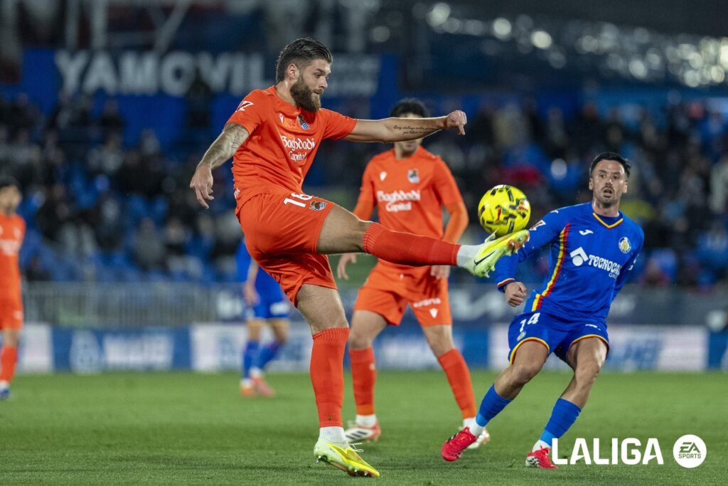El Oviedo quiere a un medio pero el salario lo complica