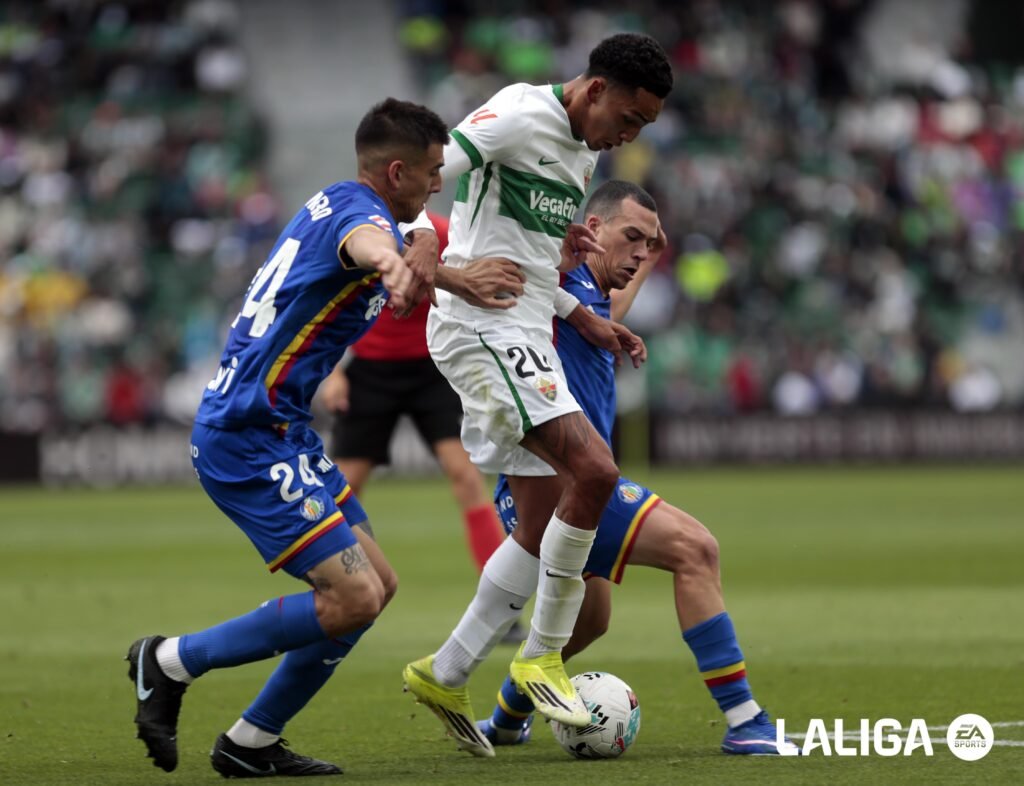 El Córdoba CF recibe una oferta millonaria 1 El Córdoba recibe una oferta millonaria